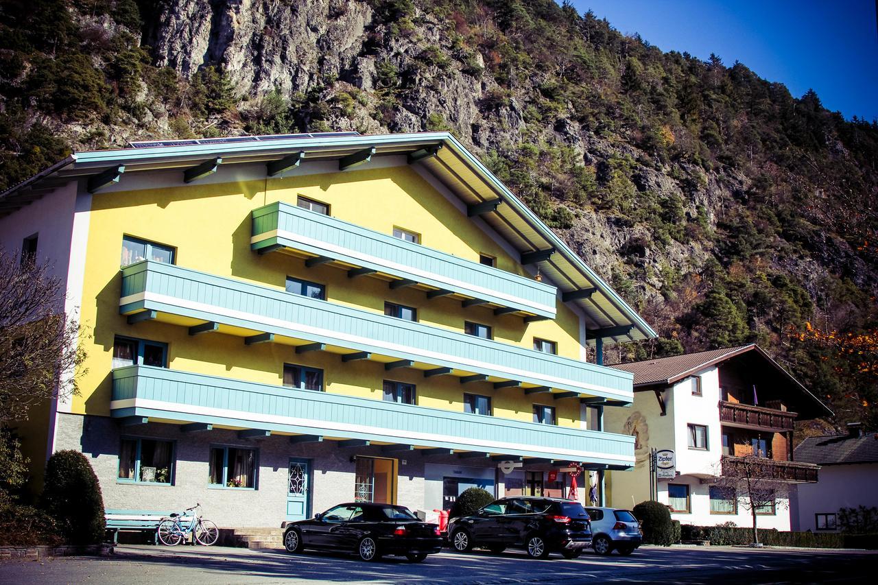 Gasthof Schaber Pettnau ภายนอก รูปภาพ