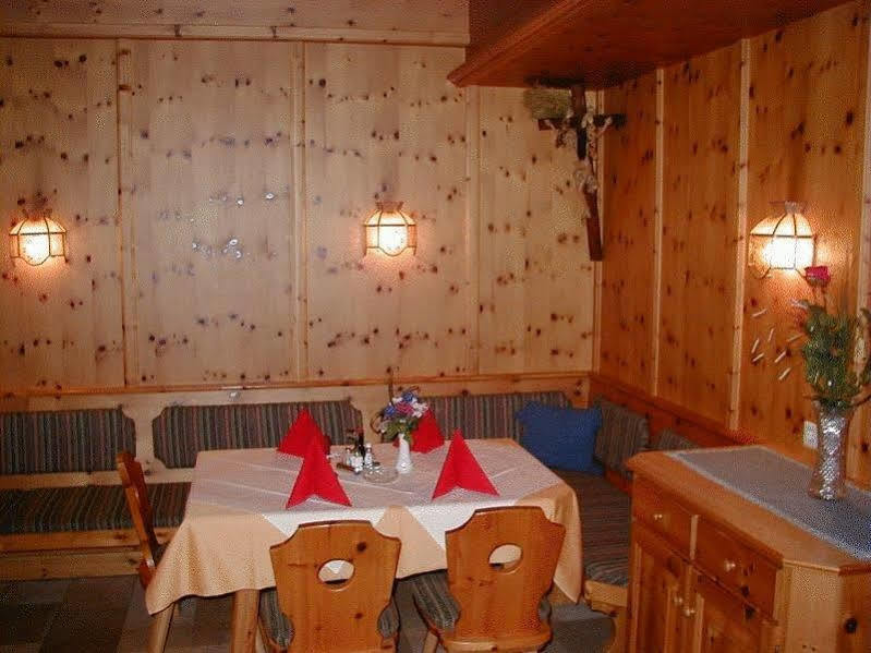 Gasthof Schaber Pettnau ภายนอก รูปภาพ